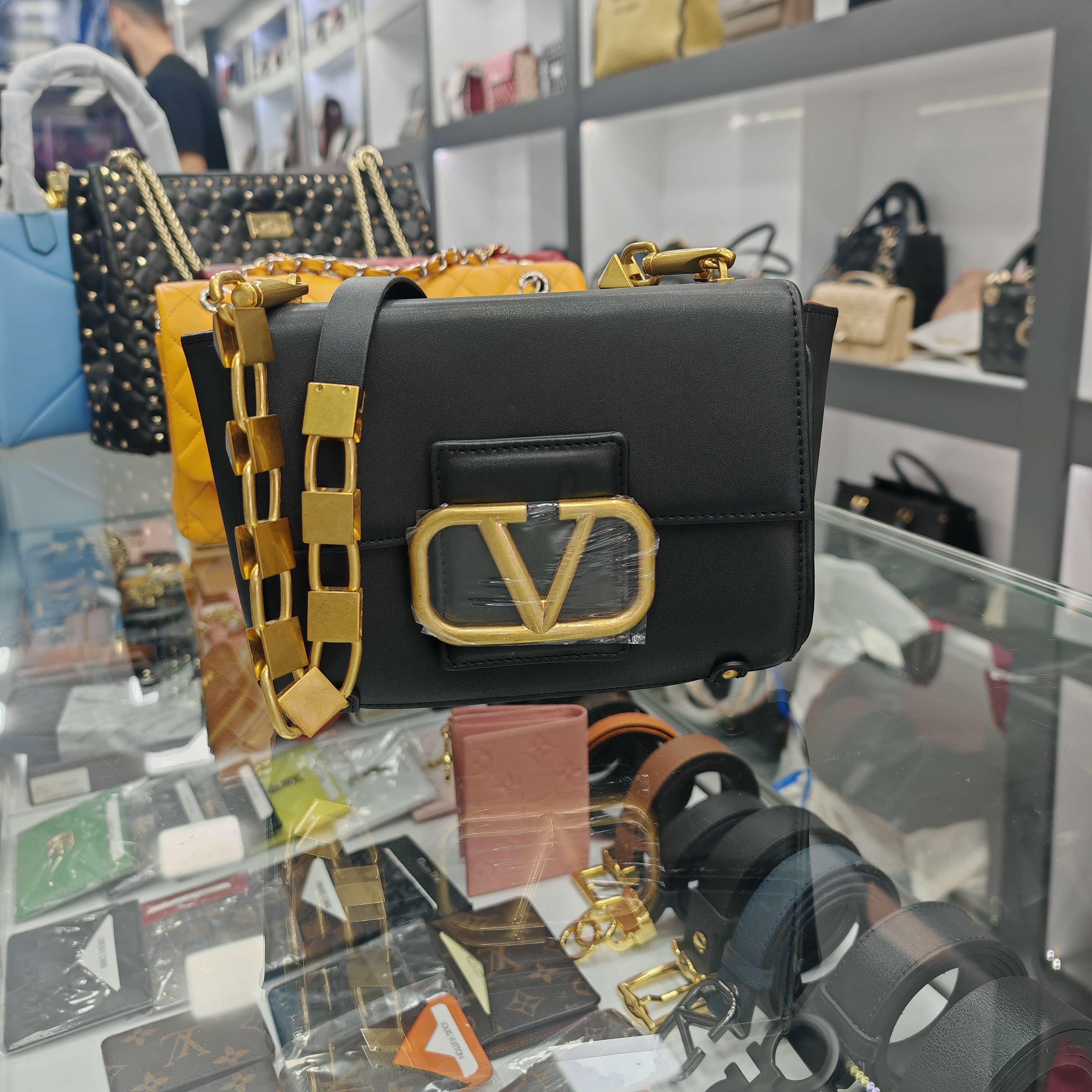 Chain Shoulder Bag