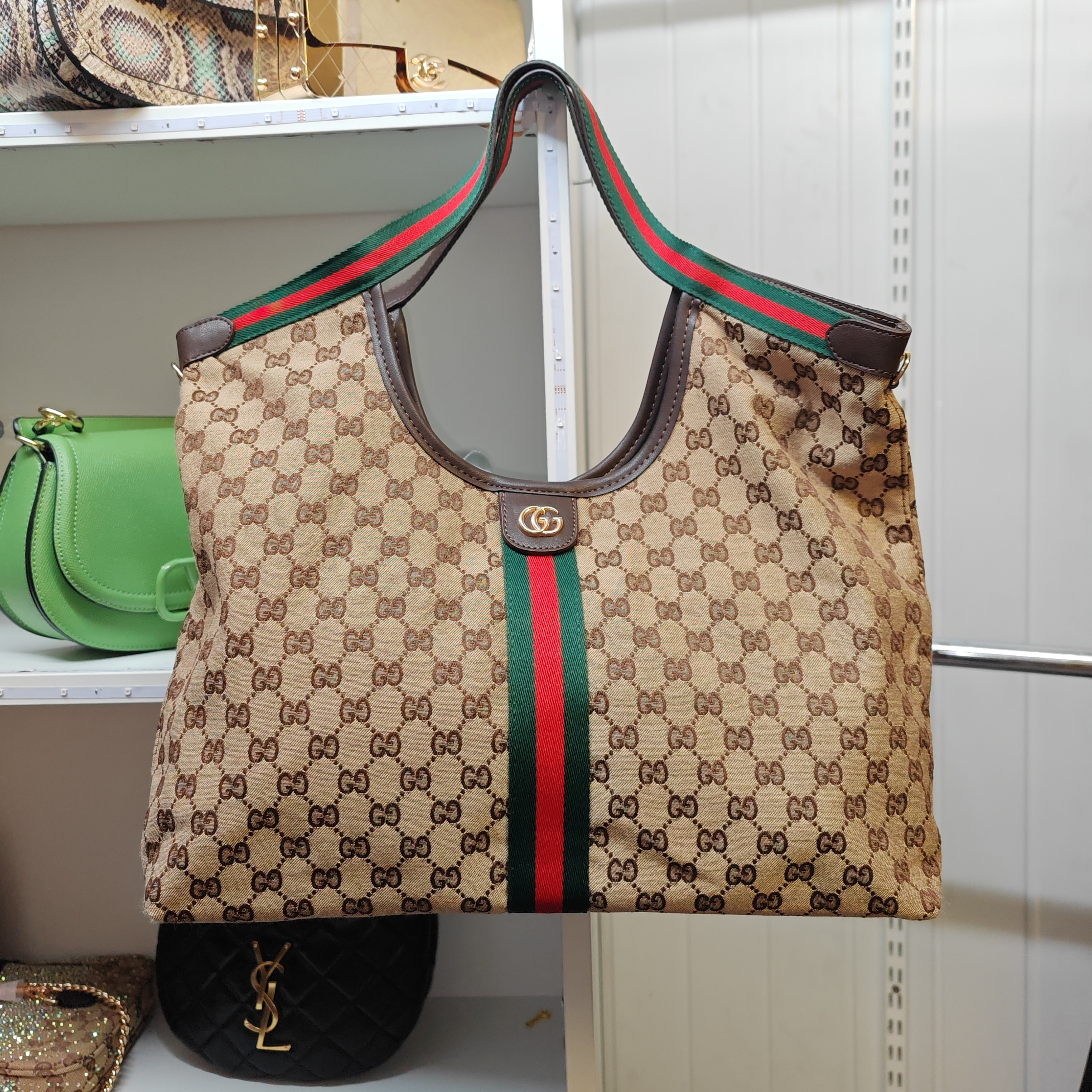 Logo tote bag
