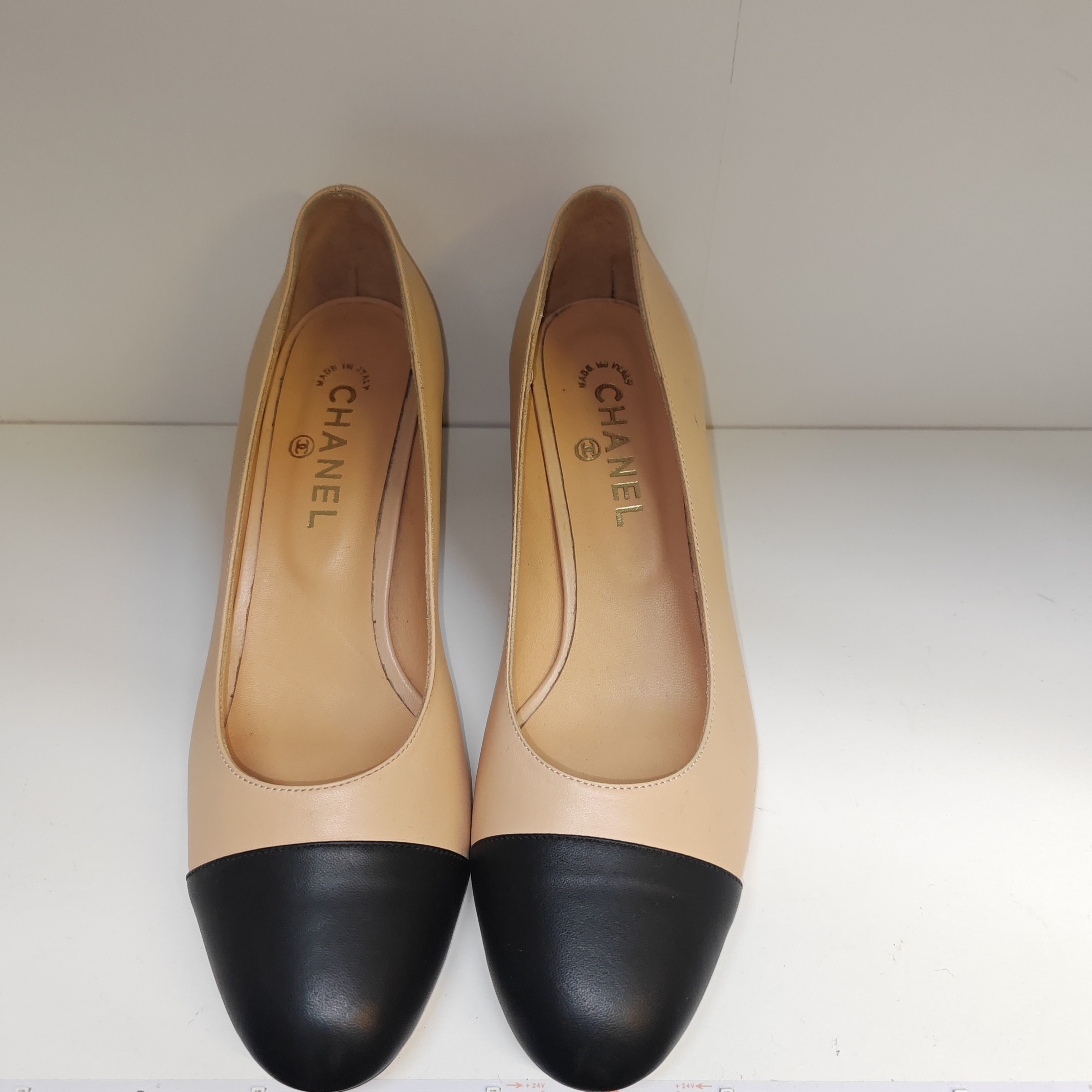 Pumps black and beige