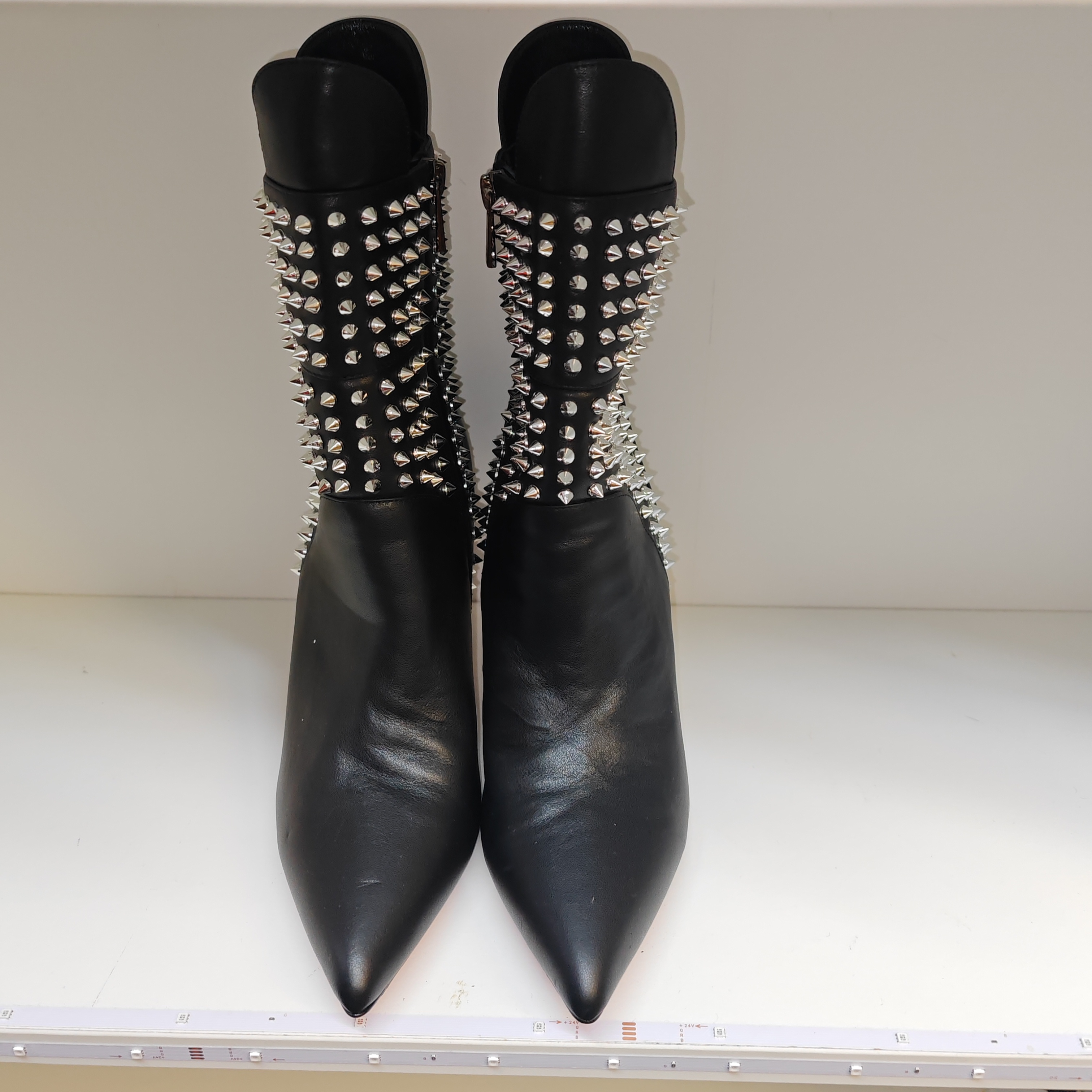 Ankle boots