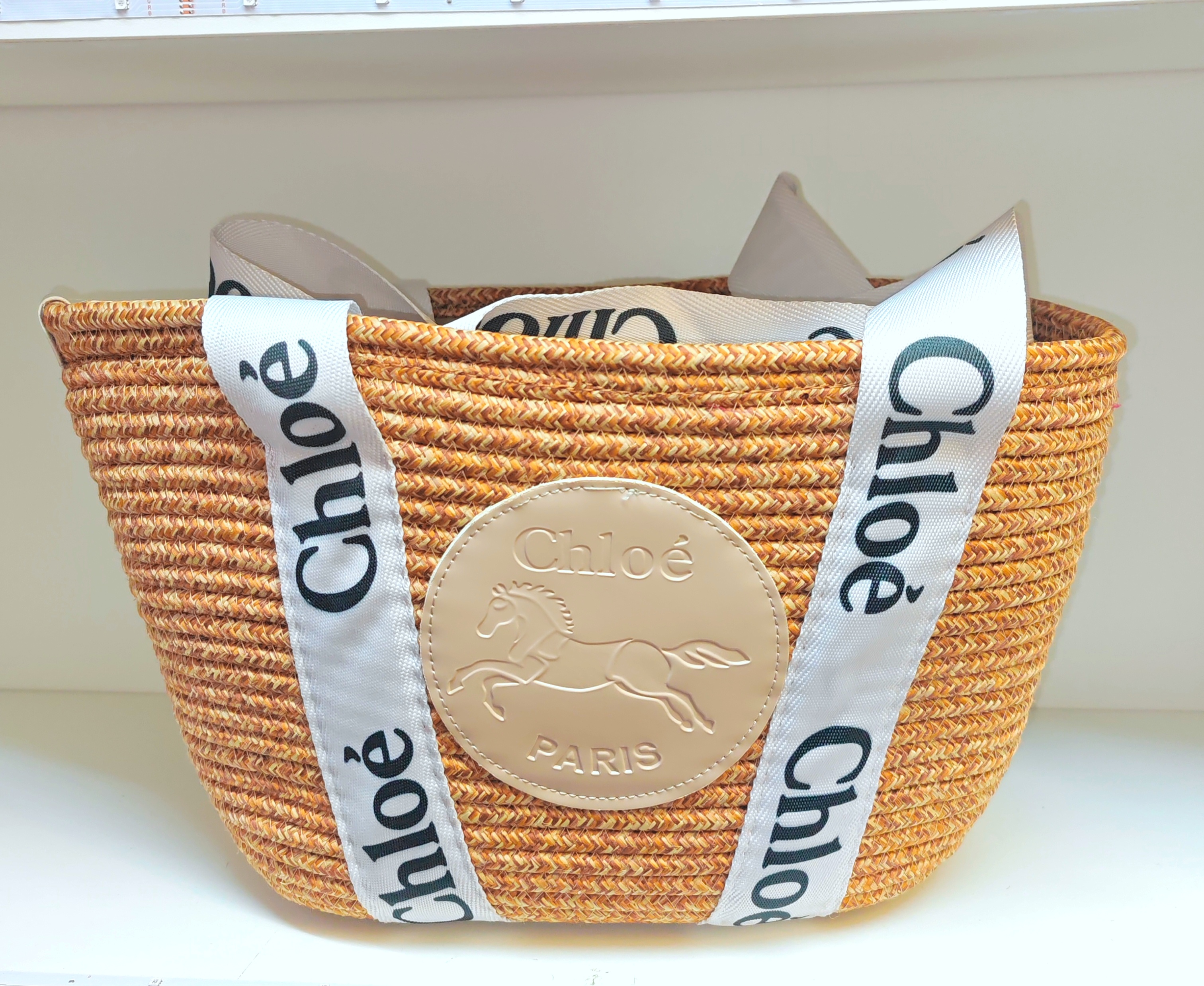Straw tote bag