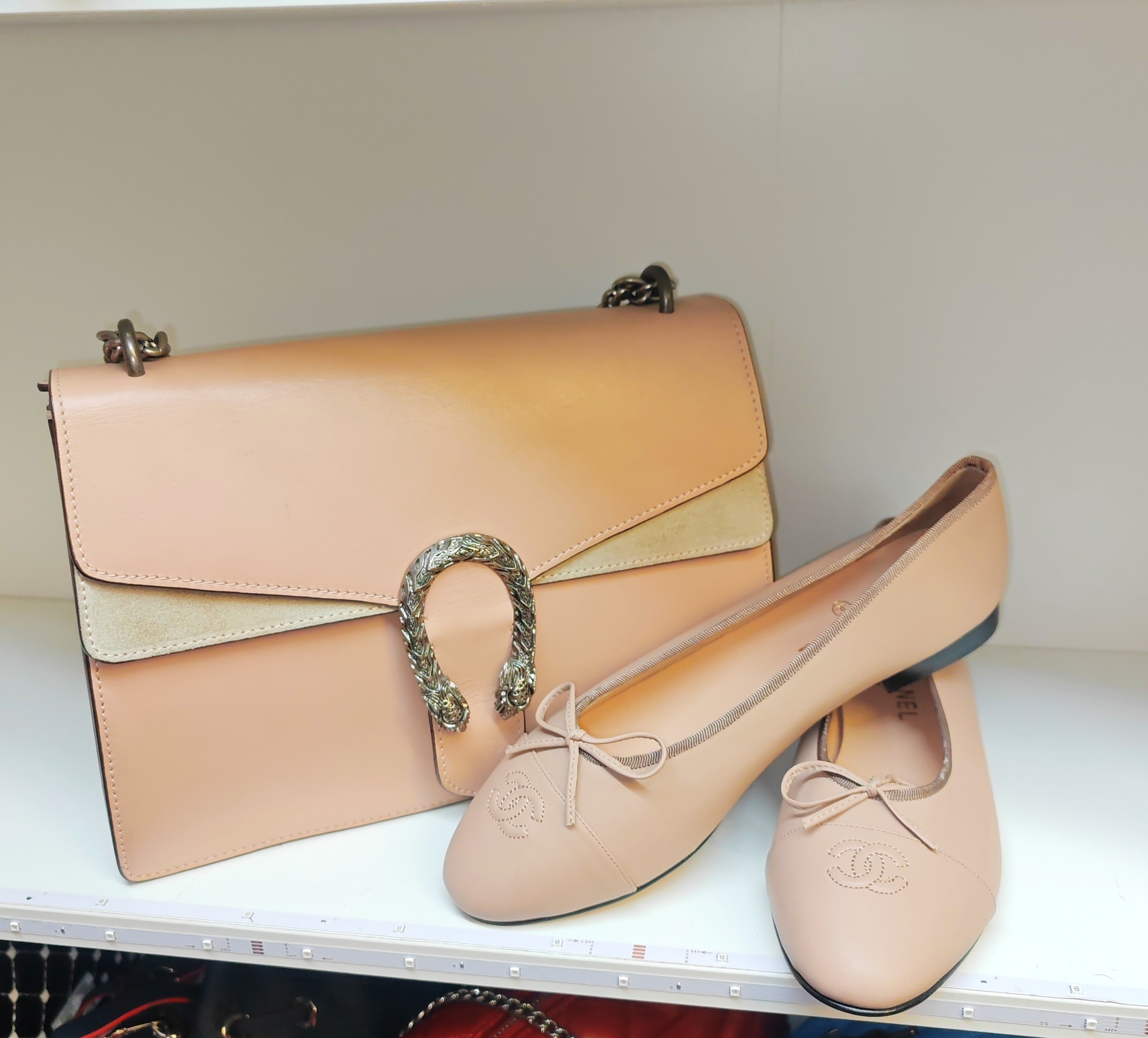 Nude Beige shoulder bag